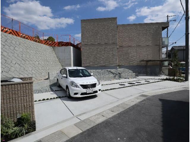  近鉄難波線・奈良線/生駒駅 徒歩8分 1階 建築中