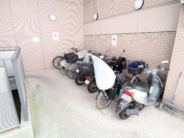  近鉄難波線・奈良線/生駒駅 徒歩2分 7階 築28年