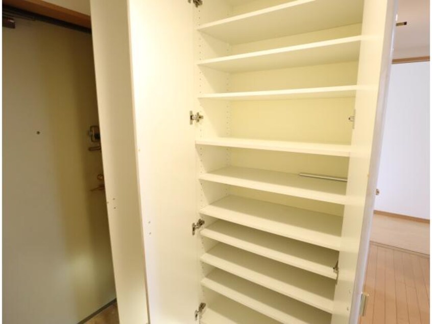  近鉄難波線・奈良線/東生駒駅 徒歩8分 4階 築23年