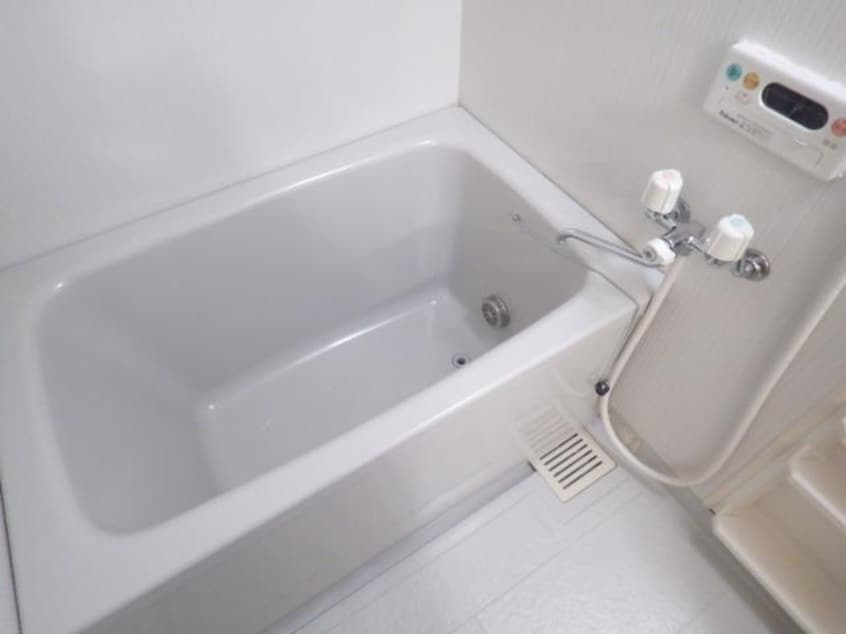  近鉄難波線・奈良線/近鉄奈良駅 バス20分州見台8丁目下車:停歩1分 2階 築23年