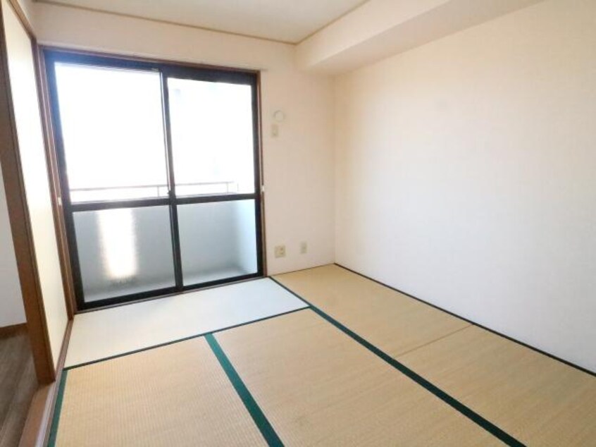  大和路線・関西本線/奈良駅 バス16分大和ハウス前下車:停歩3分 2階 築24年