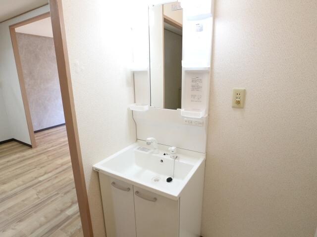  近鉄難波線・奈良線/近鉄奈良駅 徒歩14分 1階 築41年