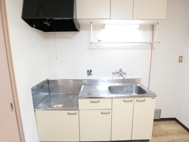  近鉄難波線・奈良線/近鉄奈良駅 徒歩14分 1階 築41年