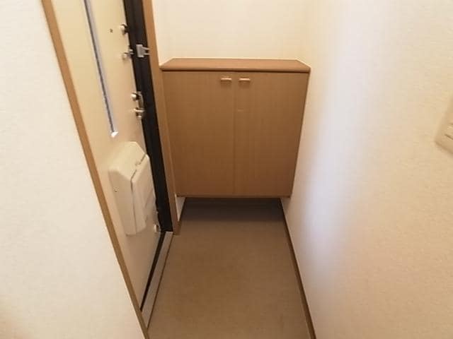  近鉄難波線・奈良線/近鉄奈良駅 バス17分州見橋東下車:停歩6分 1階 築27年