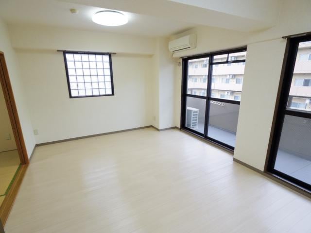  大和路線・関西本線/奈良駅 徒歩5分 5階 築28年