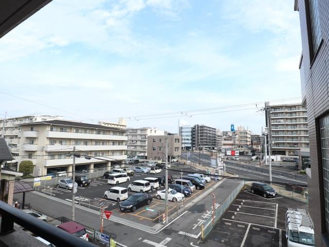  近鉄難波線・奈良線/新大宮駅 徒歩7分 3階 築35年