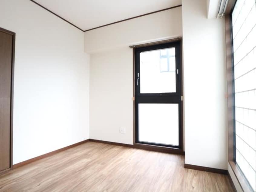  近鉄難波線・奈良線/新大宮駅 徒歩7分 3階 築35年