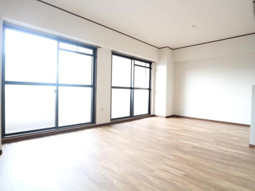  近鉄難波線・奈良線/新大宮駅 徒歩7分 3階 築35年