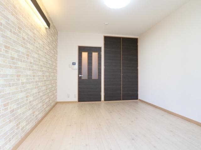  近鉄難波線・奈良線/近鉄奈良駅 バス11分萩ケ丘町下車:停歩2分 1階 築32年