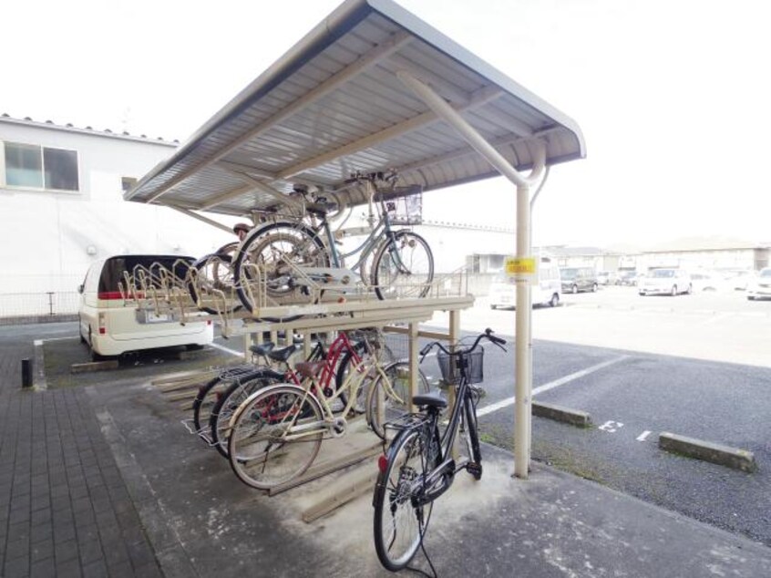  近鉄難波線・奈良線/新大宮駅 徒歩8分 2階 築25年