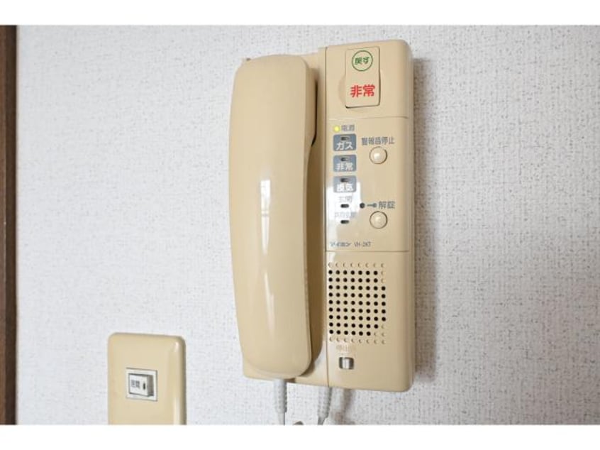  近鉄難波線・奈良線/新大宮駅 徒歩7分 3階 築23年