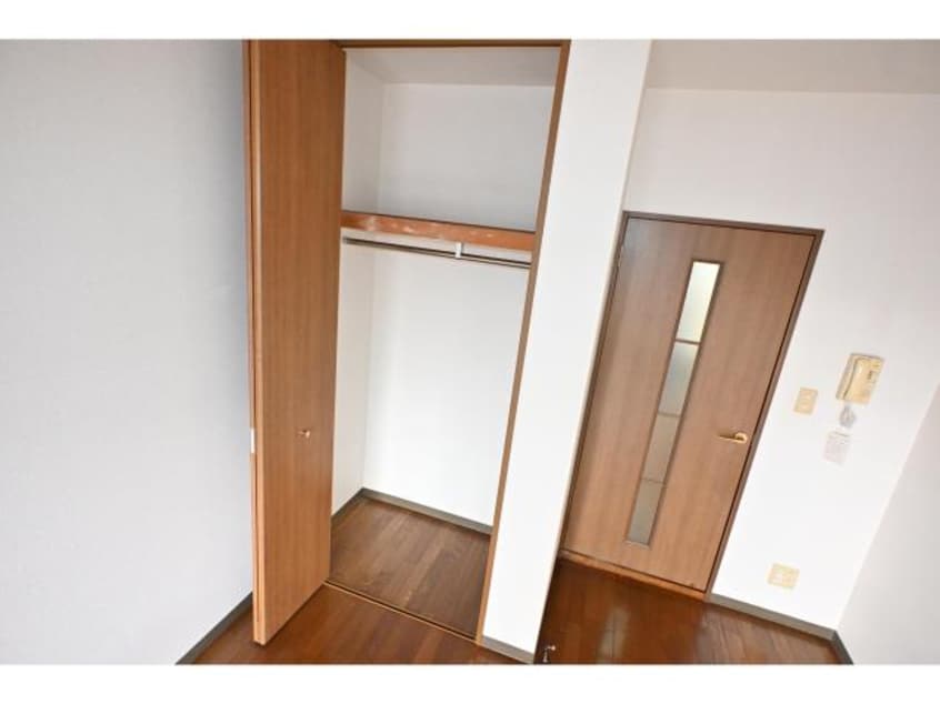  近鉄難波線・奈良線/新大宮駅 徒歩7分 3階 築23年