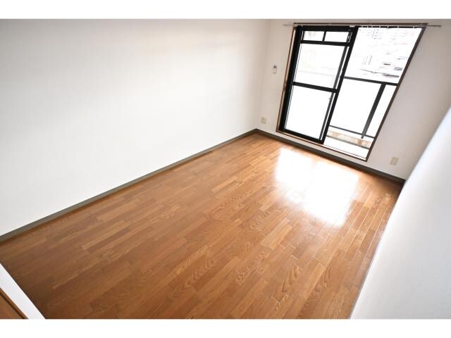  近鉄難波線・奈良線/新大宮駅 徒歩7分 3階 築23年