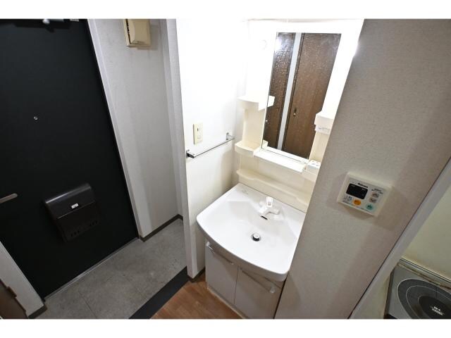  近鉄難波線・奈良線/新大宮駅 徒歩7分 3階 築23年