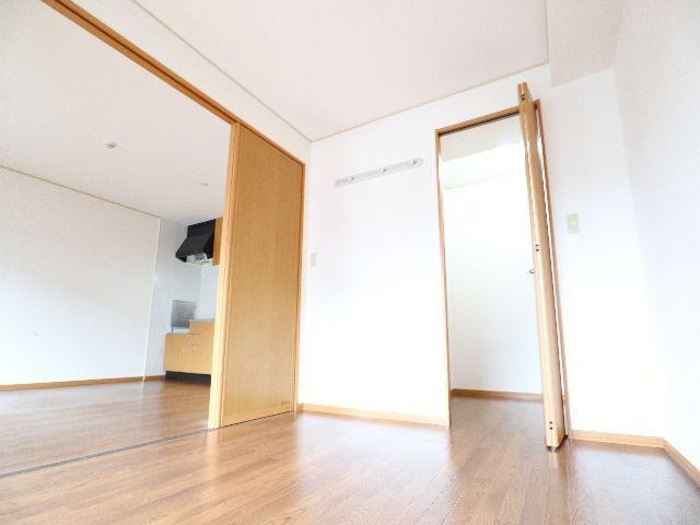  近鉄難波線・奈良線/近鉄奈良駅 バス13分梅美台7丁目下車:停歩4分 1階 築24年