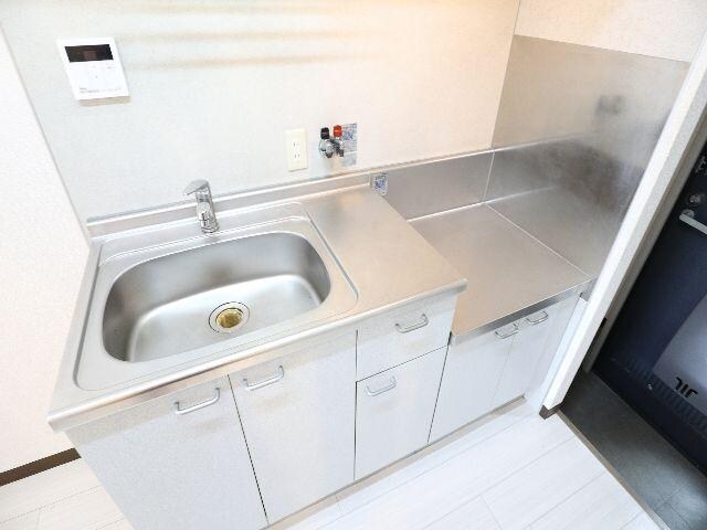  近鉄難波線・奈良線/近鉄奈良駅 徒歩6分 1階 築25年