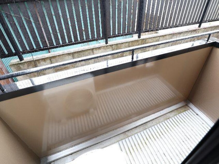  近鉄難波線・奈良線/近鉄奈良駅 徒歩6分 1階 築25年