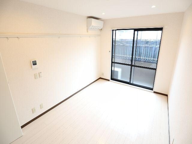  近鉄難波線・奈良線/近鉄奈良駅 徒歩6分 1階 築25年