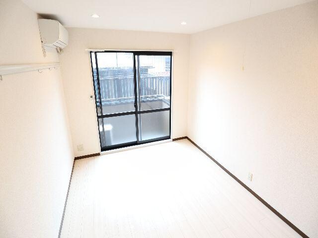  近鉄難波線・奈良線/近鉄奈良駅 徒歩6分 1階 築25年