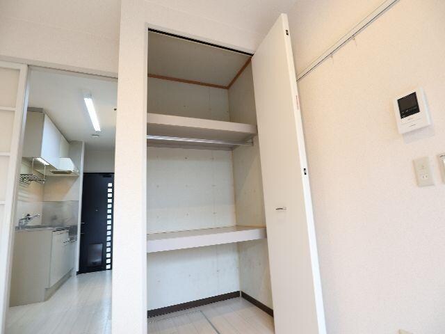  近鉄難波線・奈良線/近鉄奈良駅 徒歩6分 1階 築25年