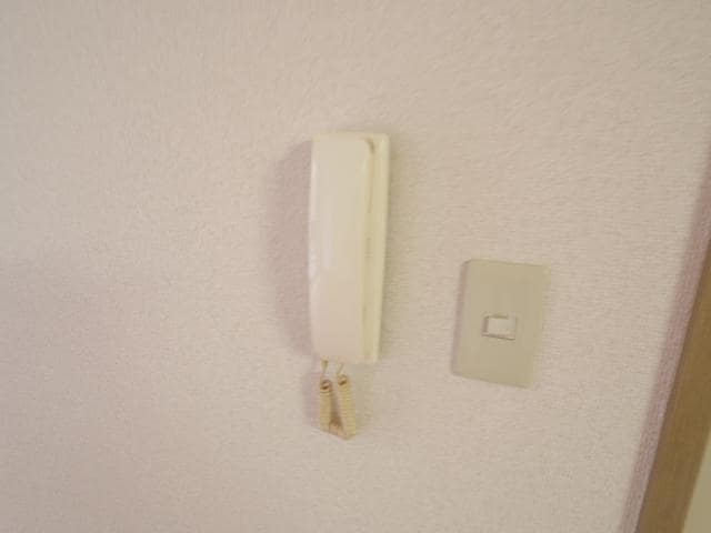  近鉄難波線・奈良線/近鉄奈良駅 バス15分木津南ソレイユ下車:停歩3分 1階 築27年