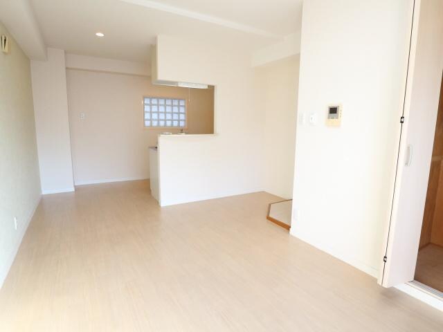  近鉄難波線・奈良線/新大宮駅 徒歩5分 3階 築38年