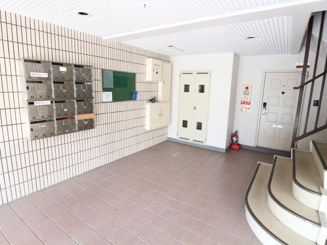  近鉄難波線・奈良線/新大宮駅 徒歩5分 3階 築38年