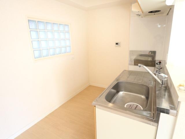  近鉄難波線・奈良線/新大宮駅 徒歩5分 3階 築38年