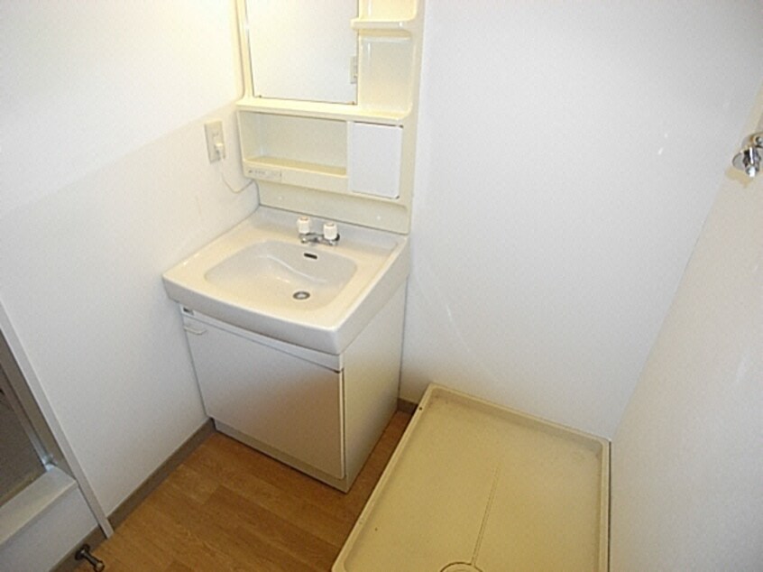  近鉄難波線・奈良線/近鉄奈良駅 徒歩16分 2階 築33年