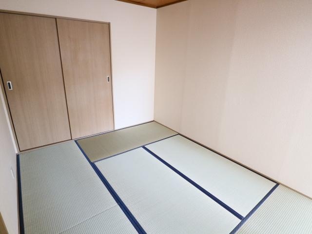  近鉄難波線・奈良線/近鉄奈良駅 徒歩16分 1階 築33年