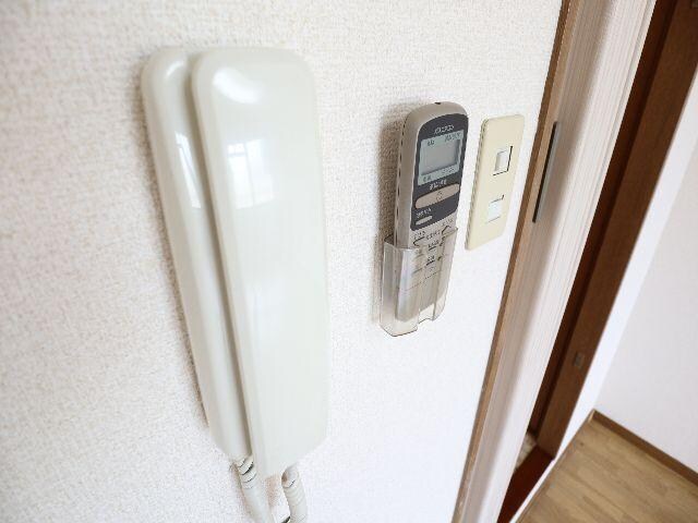  近鉄難波線・奈良線/新大宮駅 徒歩8分 5階 築27年