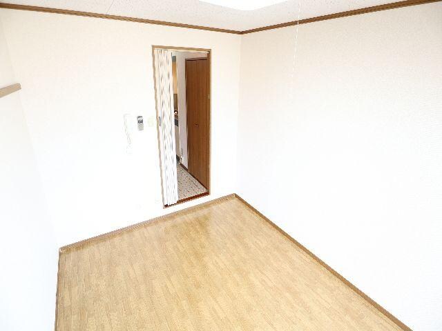  近鉄難波線・奈良線/新大宮駅 徒歩8分 5階 築27年