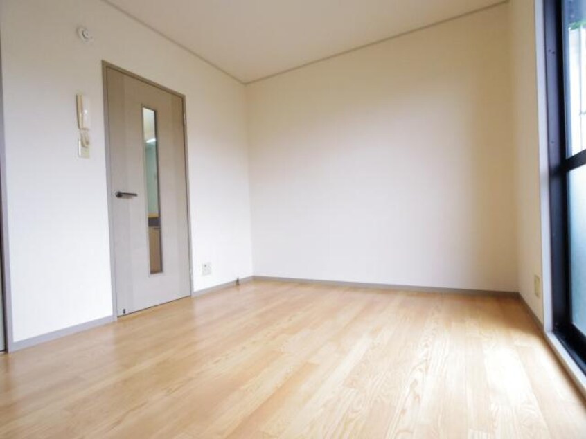  近鉄難波線・奈良線/新大宮駅 徒歩10分 1階 築27年