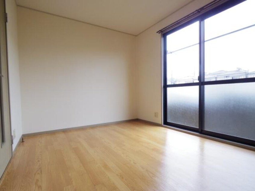  近鉄難波線・奈良線/新大宮駅 徒歩10分 1階 築27年