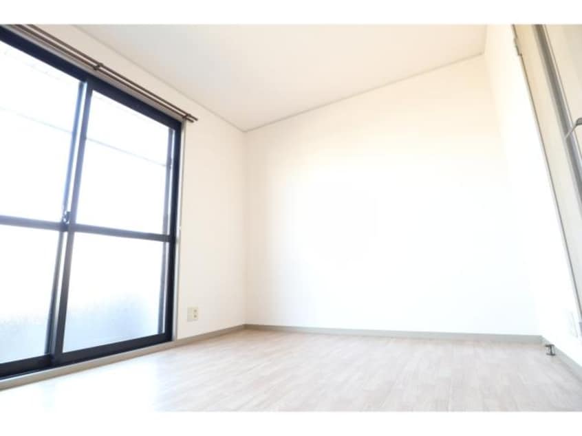  近鉄難波線・奈良線/新大宮駅 徒歩10分 1階 築27年