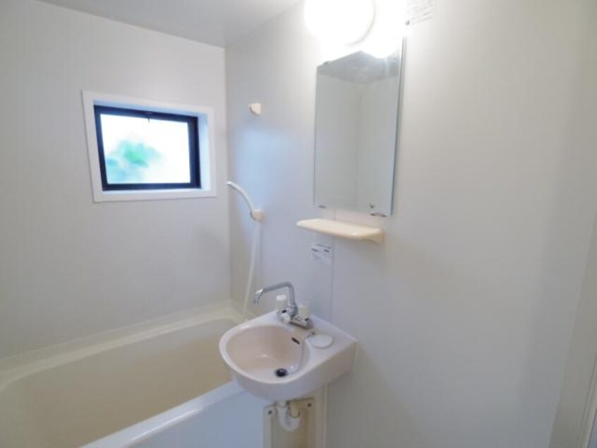  近鉄難波線・奈良線/新大宮駅 徒歩10分 1階 築27年