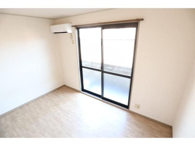  近鉄難波線・奈良線/新大宮駅 徒歩10分 1階 築27年