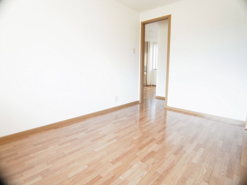  近鉄難波線・奈良線/新大宮駅 徒歩14分 1階 築27年