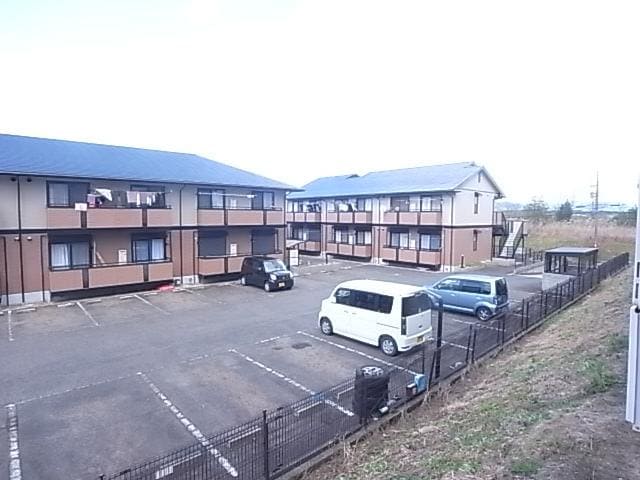  近鉄難波線・奈良線/近鉄奈良駅 バス10分木津南ソレイユ下車:停歩7分 1階 築27年