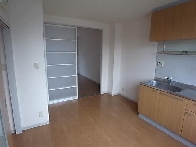  近鉄難波線・奈良線/新大宮駅 徒歩5分 1階 築27年