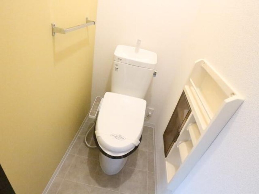  大和路線・関西本線/奈良駅 バス5分大安寺西口下車:停歩3分 2階 築33年