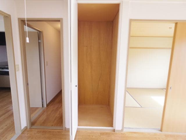  近鉄難波線・奈良線/近鉄奈良駅 バス15分梅美台西下車:停歩3分 2階 築27年