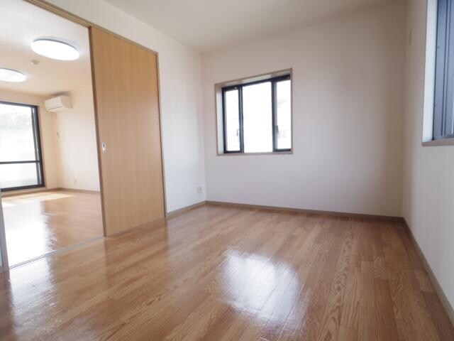  近鉄難波線・奈良線/近鉄奈良駅 バス15分梅美台西下車:停歩3分 2階 築27年