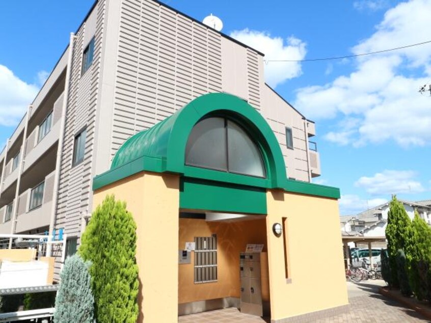  近鉄難波線・奈良線/新大宮駅 徒歩16分 3階 築22年