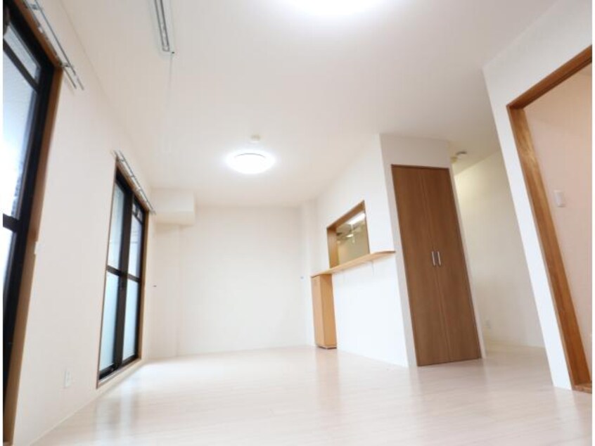  近鉄難波線・奈良線/新大宮駅 徒歩16分 3階 築22年