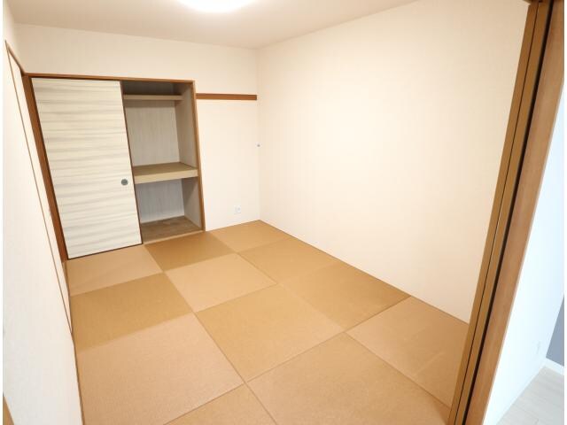  近鉄難波線・奈良線/新大宮駅 徒歩16分 3階 築22年