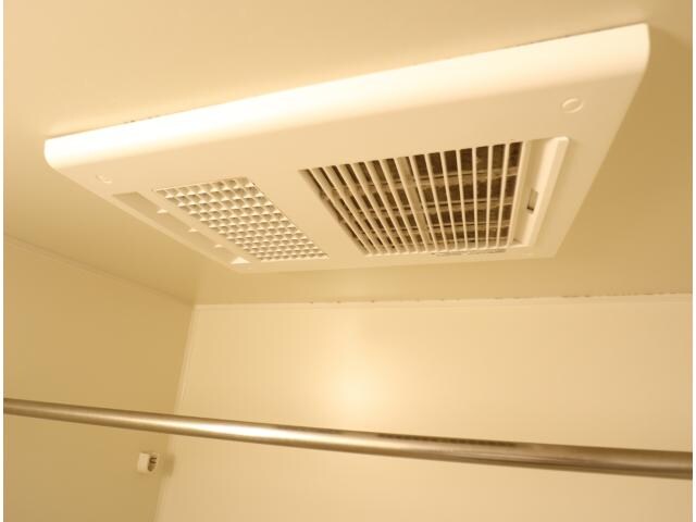  近鉄難波線・奈良線/新大宮駅 徒歩16分 3階 築22年