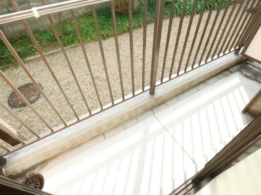  近鉄難波線・奈良線/近鉄奈良駅 徒歩5分 1階 築40年