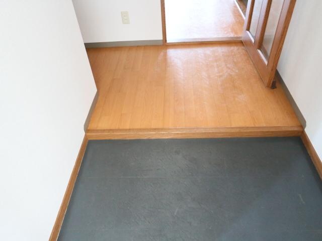  近鉄難波線・奈良線/新大宮駅 徒歩4分 2階 築29年