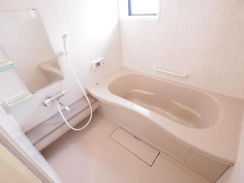  近鉄難波線・奈良線/近鉄奈良駅 バス15分梅美台西下車:停歩8分 3階 築22年